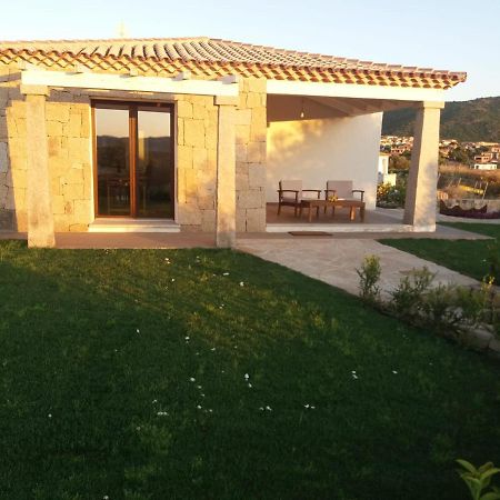 Villa Indipendente Al Mare Budoni Танаунелла Екстер'єр фото