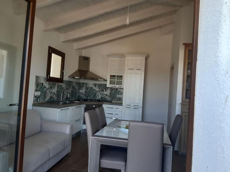 Villa Indipendente Al Mare Budoni Танаунелла Екстер'єр фото